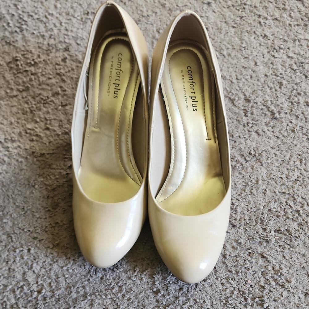 Comfort Plus by Predictions Women's Beige Heels